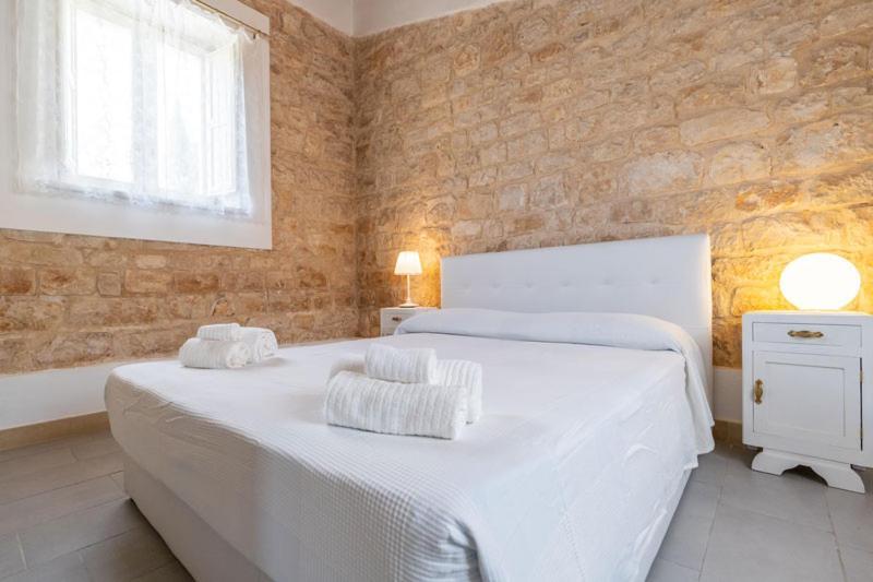 Baglio Cella - Appartamenti Per Vacanze โมดิกา ภายนอก รูปภาพ