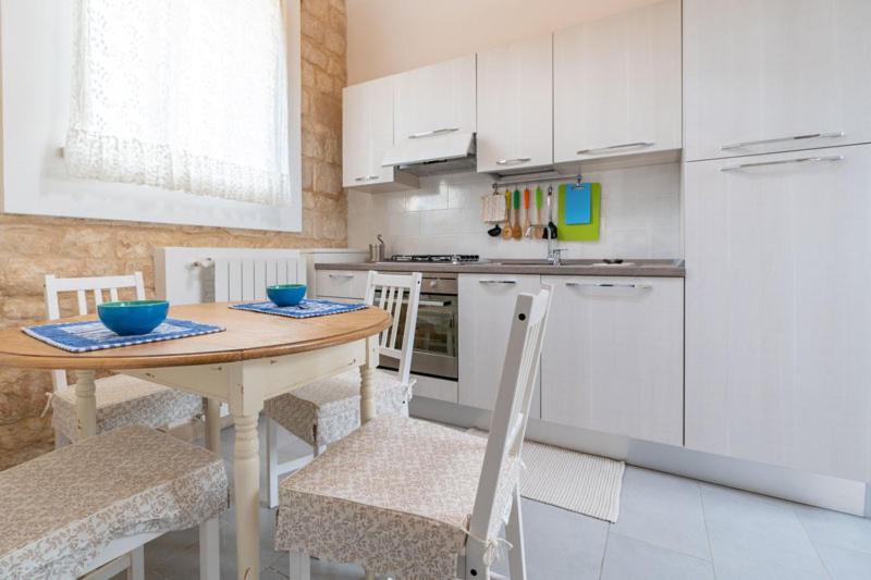 Baglio Cella - Appartamenti Per Vacanze โมดิกา ภายนอก รูปภาพ